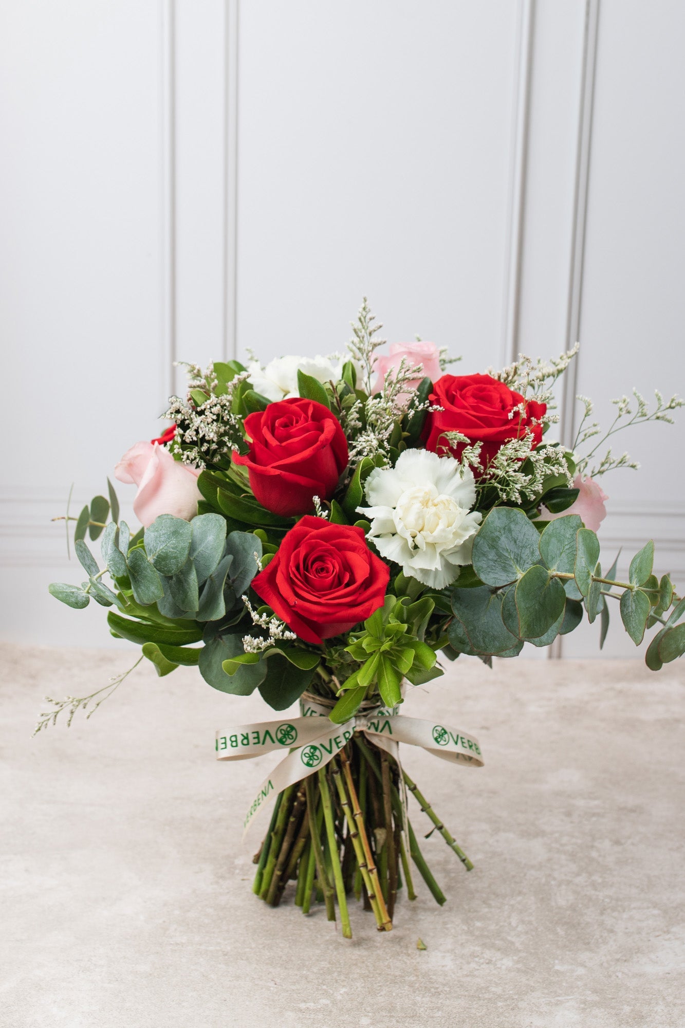 Ramo María Bonita - Rosa Roja, Rosa Clarita y Clavel Blanco
