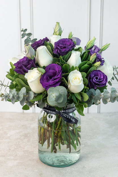 Claro de Luna / Rosa Blanca y Lisianthus Morado