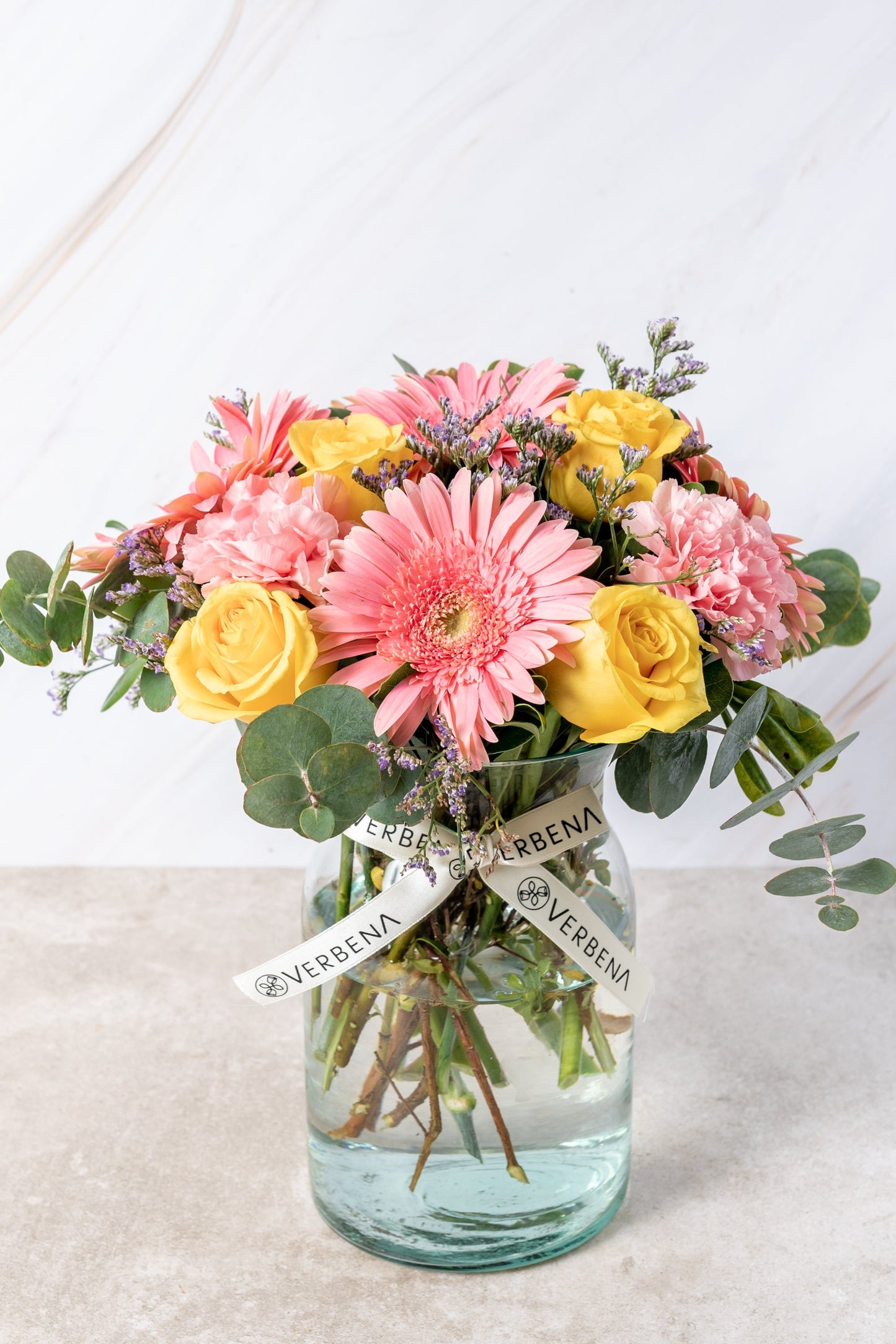 Brillo de Sol / Gerbera Rosa con Rosa Amarilla