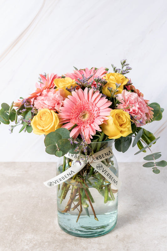 Brillo de Sol / Gerbera Rosa con Rosa Amarilla