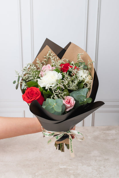 Ramo María Bonita - Rosa Roja, Rosa Clarita y Clavel Blanco (PEREIRA)