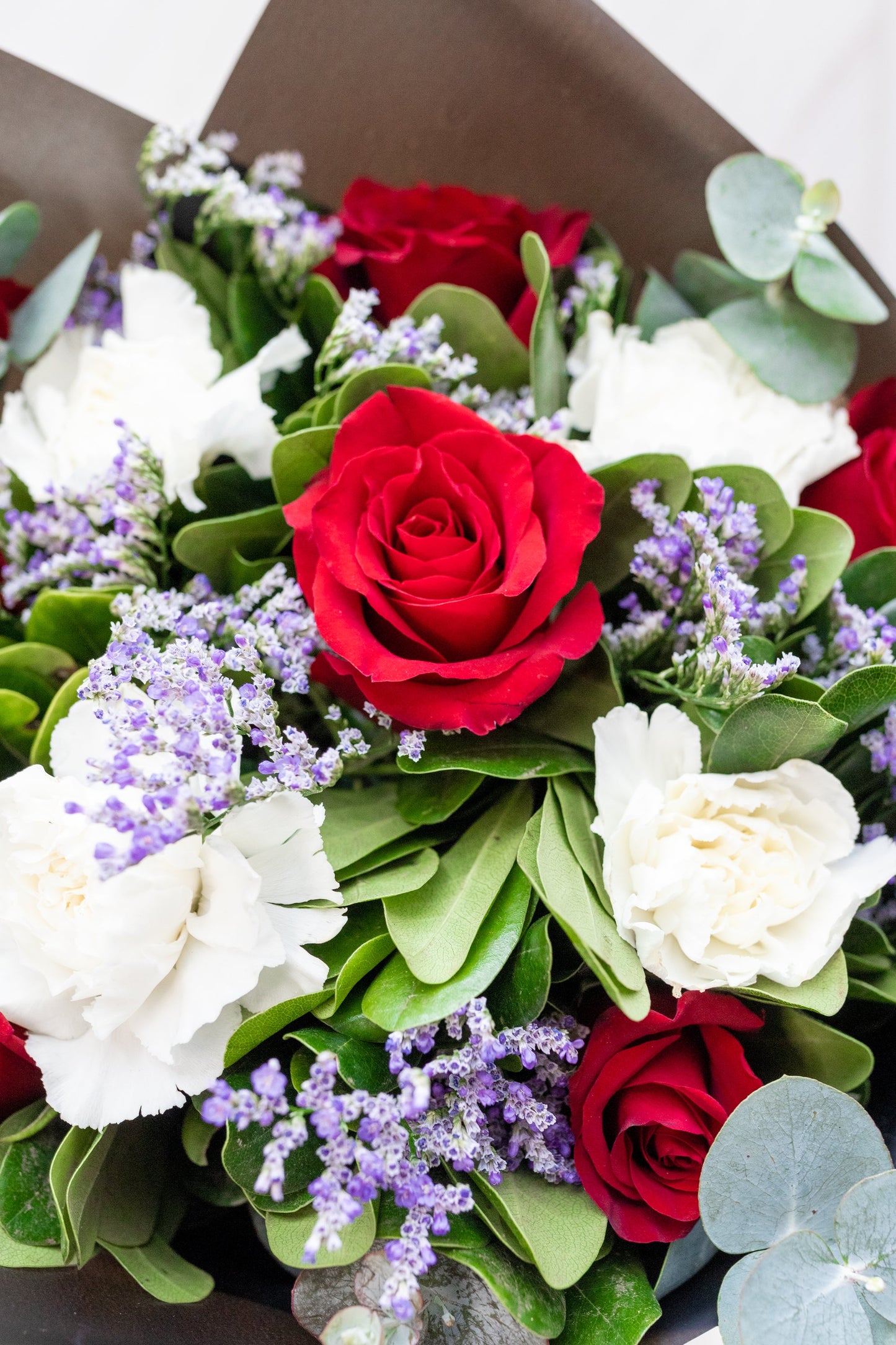Ramo Chiquito pero Picoso - Rosa Roja y Clavel Blanco