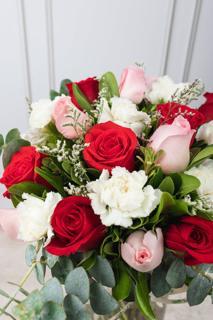 María Félix / Rosa Roja y Rosa Clarita con Clavel Blanco